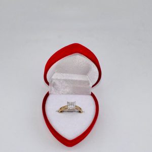 ENGAGENMENT RING 14K WITH DIMOND