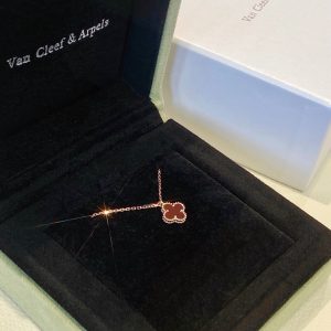 Cadena mini clover 18k